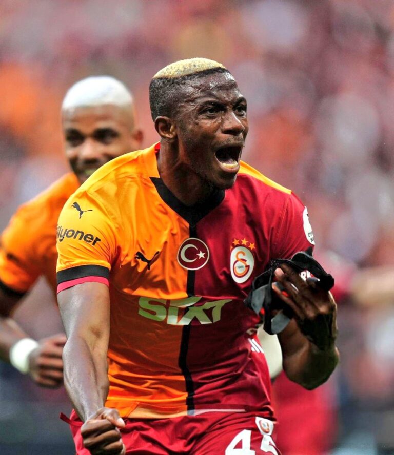 Osimhen Poised for Gala Return Amid Turkish Mosque Controversy