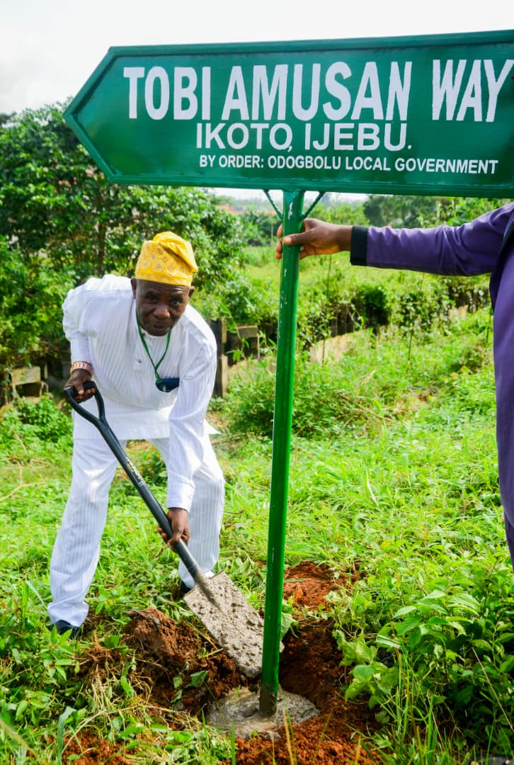 Odogbolu LG Chairman Dedicates Road to World Champion Tobi Amusan Odogbolu LG Chairman Dedicates Road to World Champion Tobi Amusan